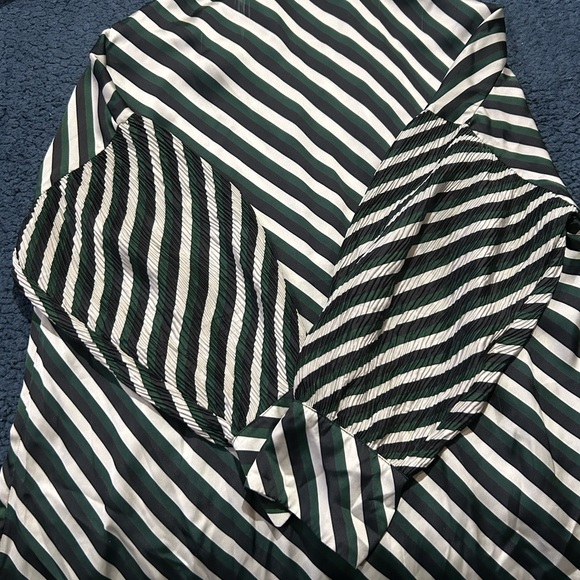 Zara Basics Blouse/dress. Vertical stripes color green navy blue/black and Beige - Picture 7 of 8